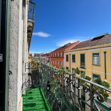 No Pombal Homestay Lisbon